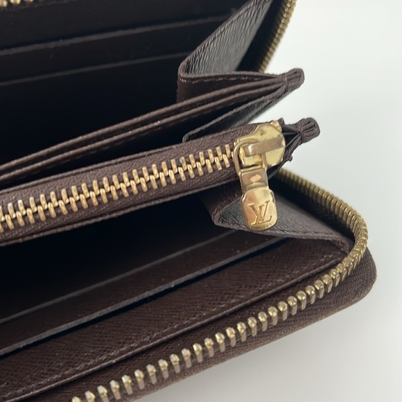 Louis Vuitton Zippy Wallet - Picture 5 of 9
